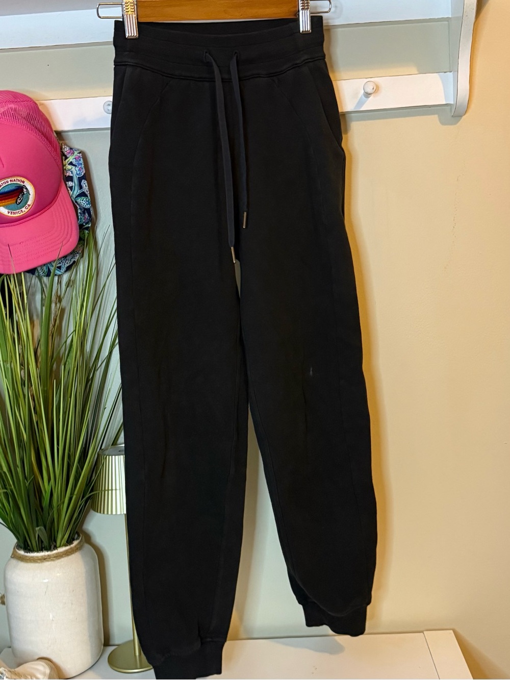 Lululemon Black Scuba Size 0 Relaxed High Waist Jogger Sweatpants 🔥EUC Yoga Run